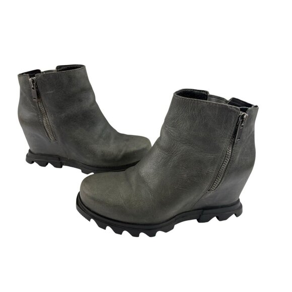 *SOREL Joan of Artic Wedge Ankle Boots Womens Size 7 Gray Leather Comfort Zip - Picture 2 of 9